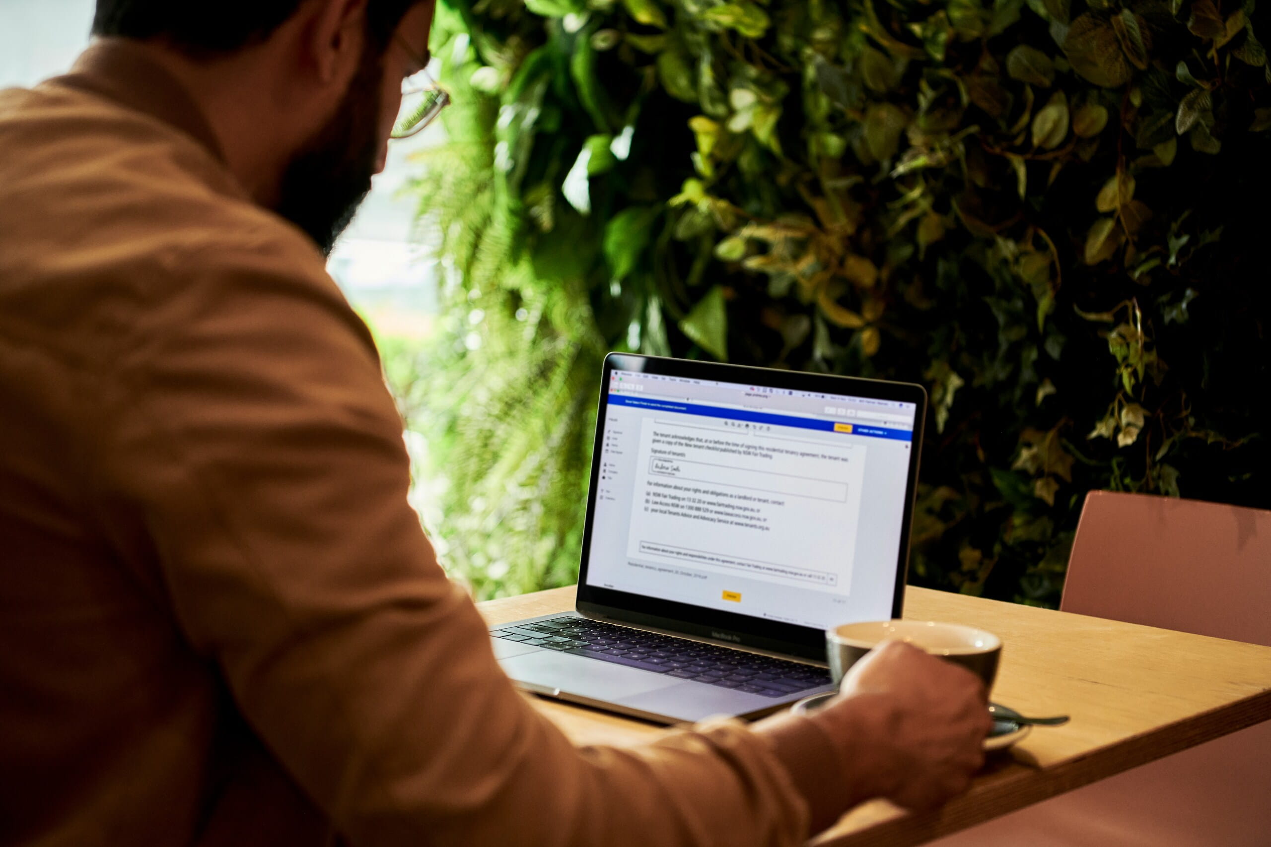 docusign-8aYqlvrVM_Y-unsplash