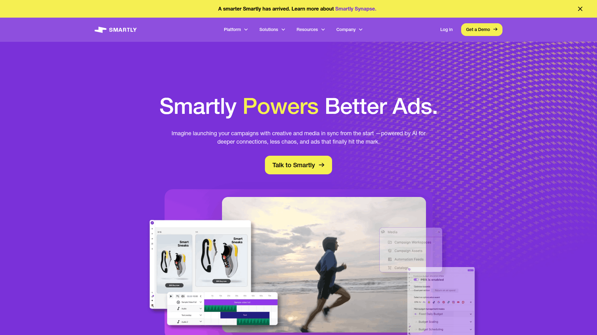 Panel de control publicitario de Smartly AI que muestra el catálogo de productos, la configuración del presupuesto de la campaña y a un corredor con la puesta de sol en la playa de fondo.